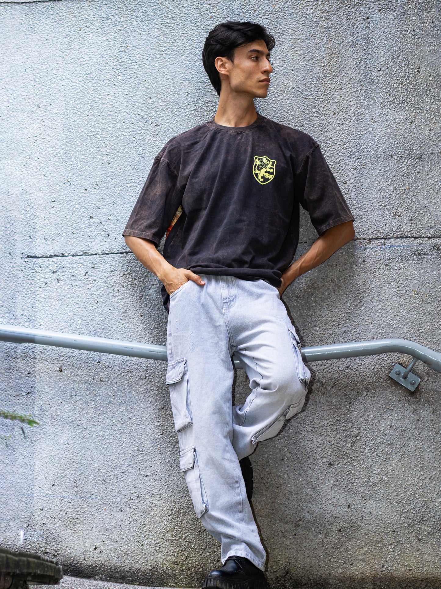 Pantalón Gris Acid Wash Cargo